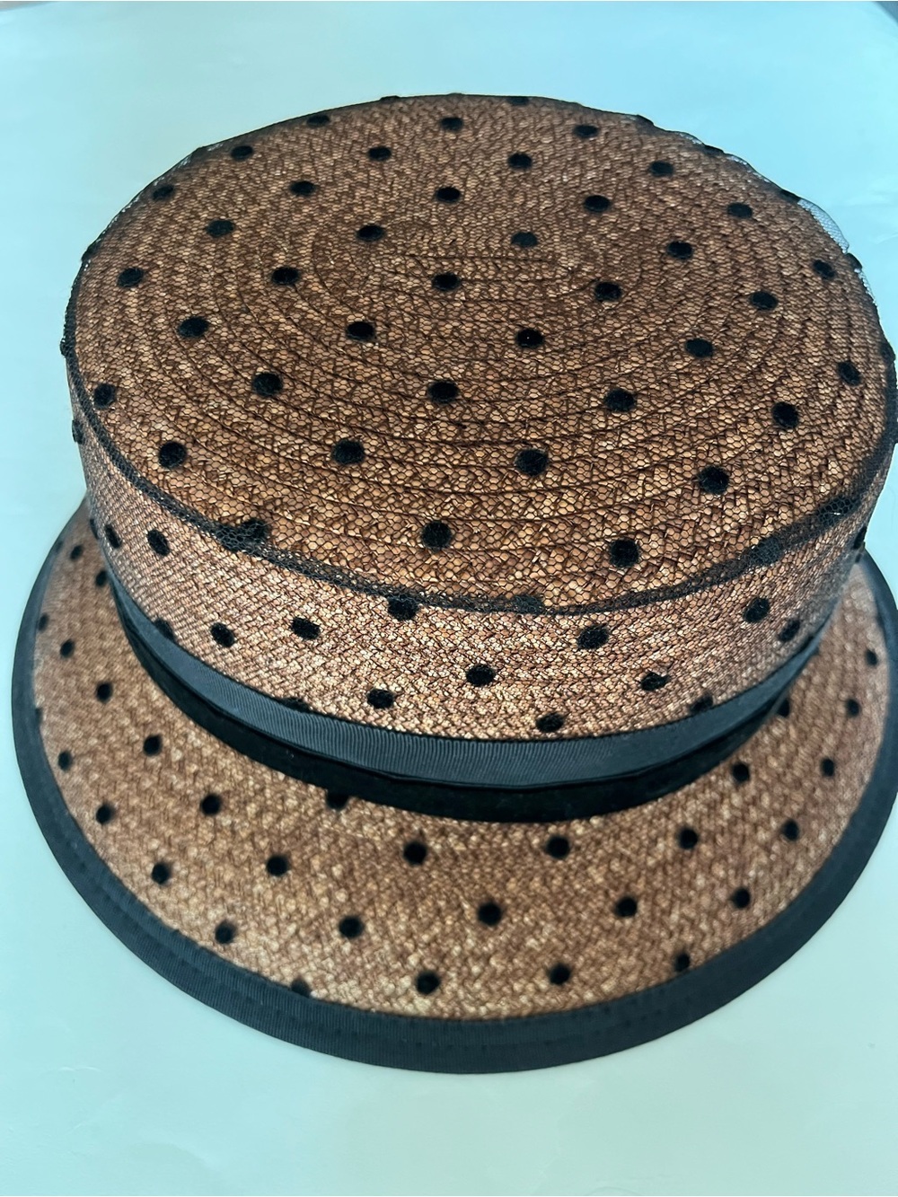 Kokin hat with box pre-owned  hat and box almost new not used  a lot - Picture 6 of 9